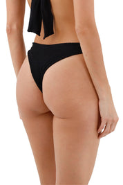 ropa-para-ir-a-la-playa-mujer