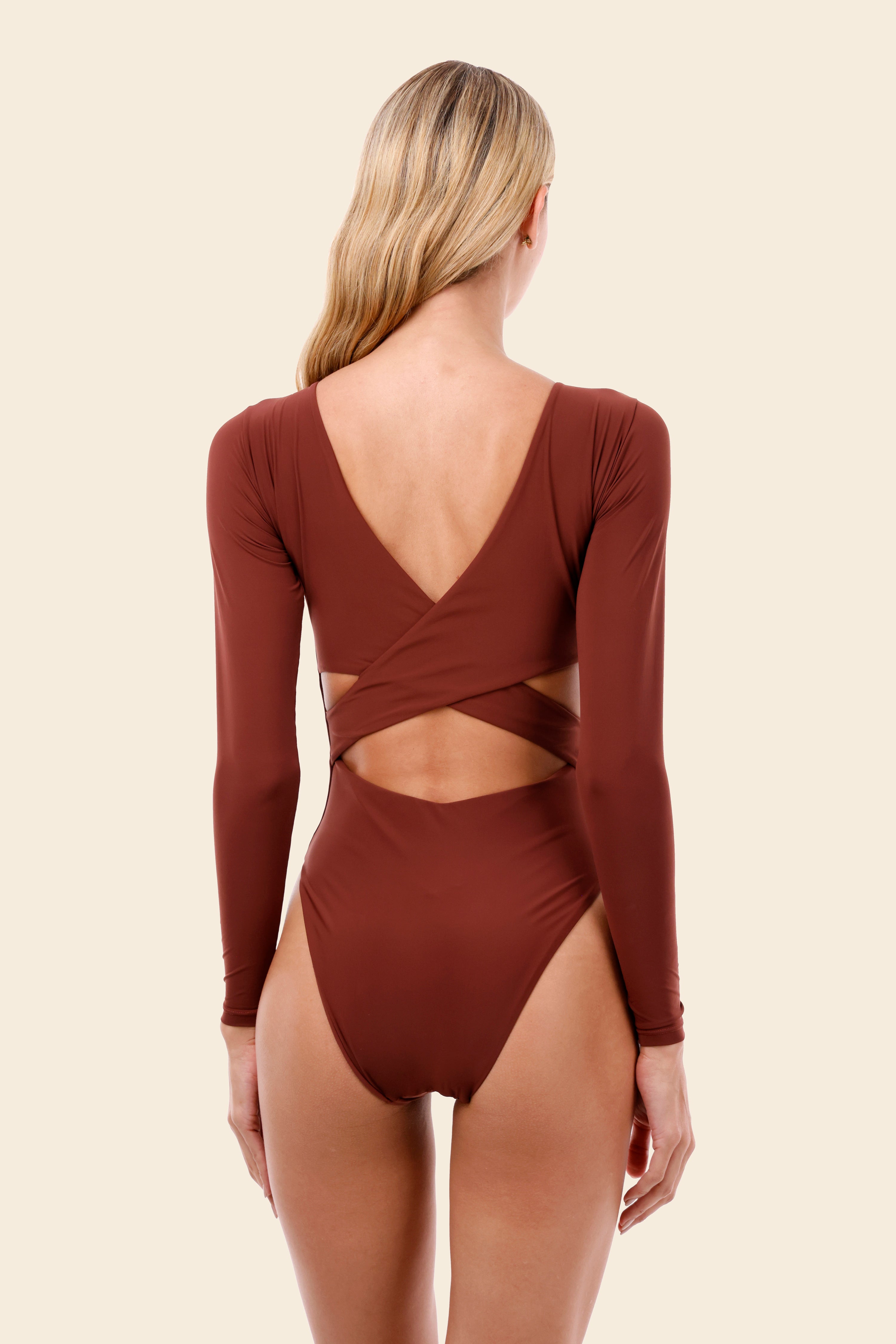 Barn Red Liara One Piece
