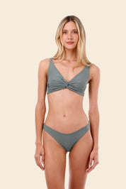 Serenity Green The Knotty Top